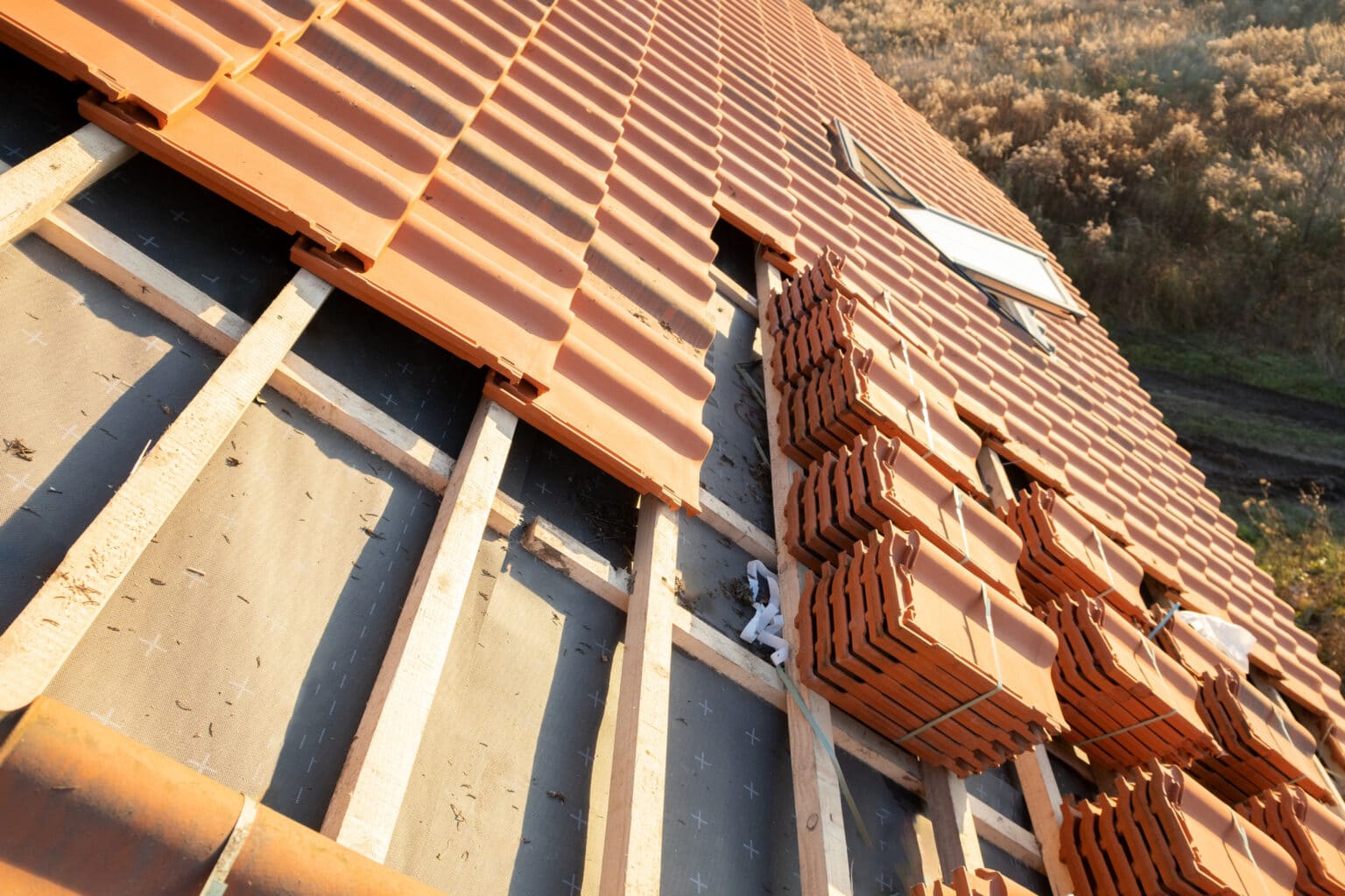 Travaux de rénovation de toiture par un couvreur zingueur